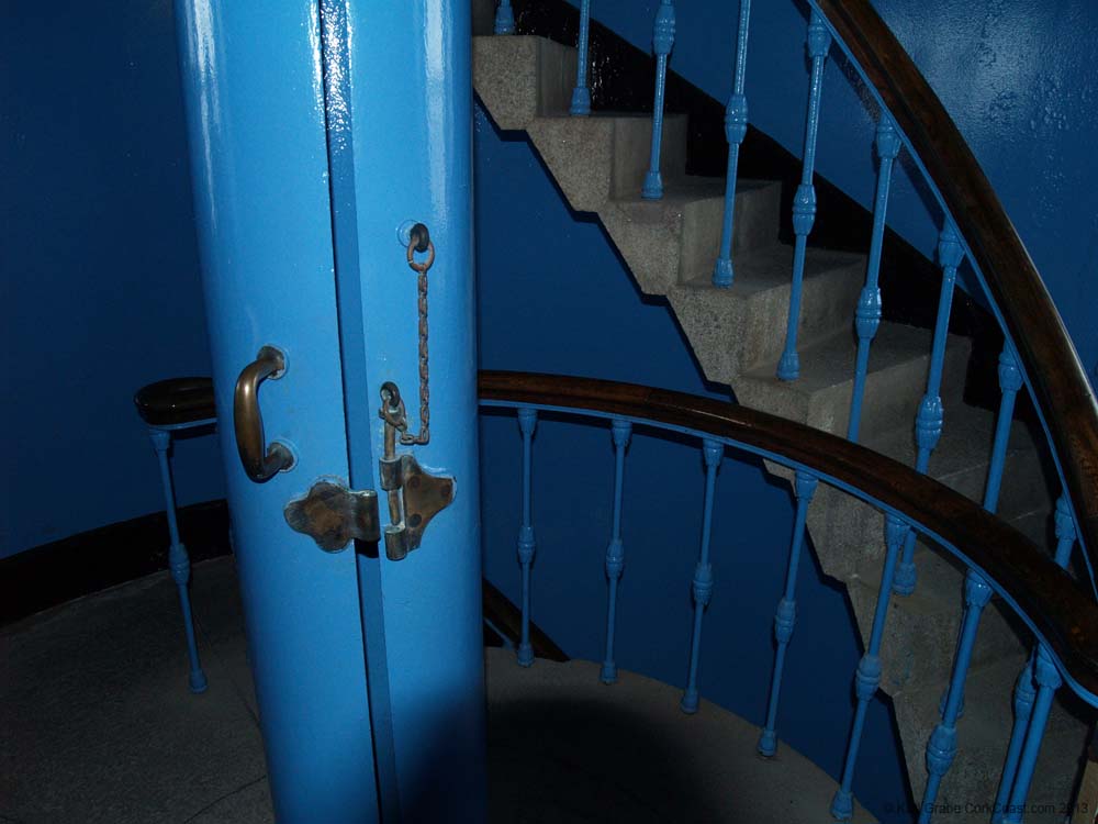 KG075355 lighthouse spiral staircase