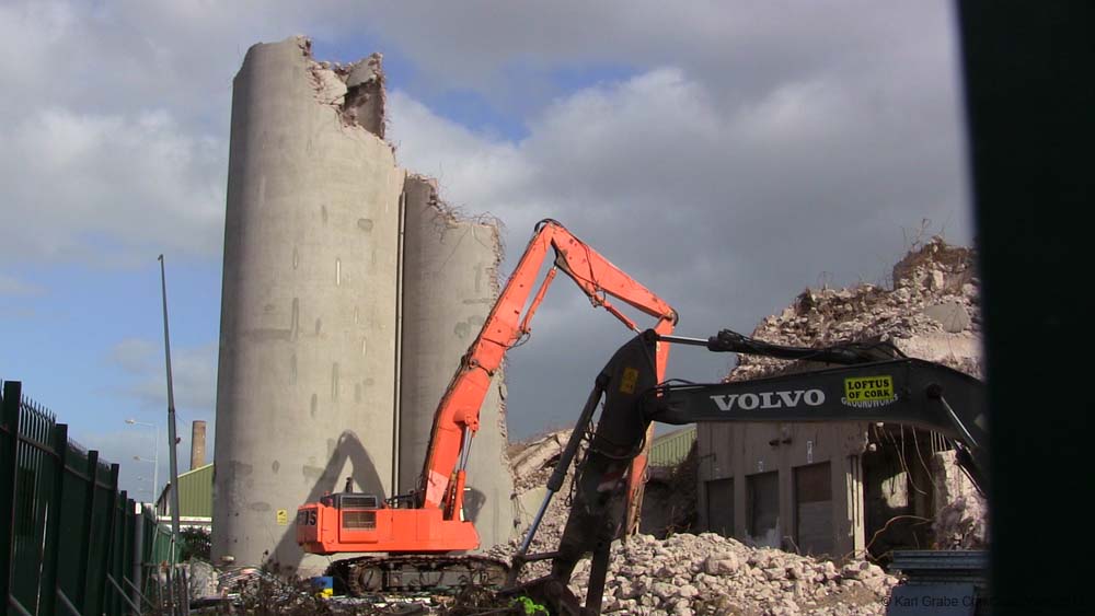 IMG_0472 grain towers demolishing kennedy quay cork