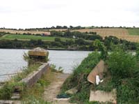 KG075459 north bank looking south