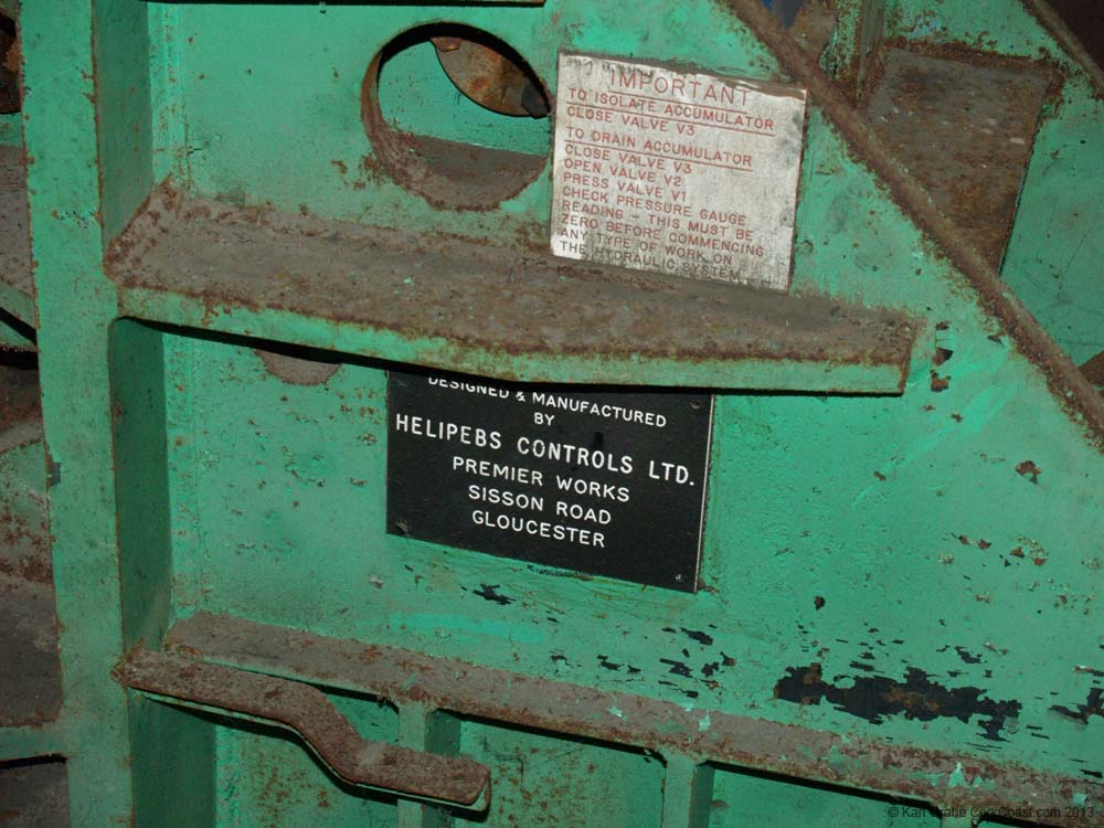 KG255112 helipebs controls lts gloucester